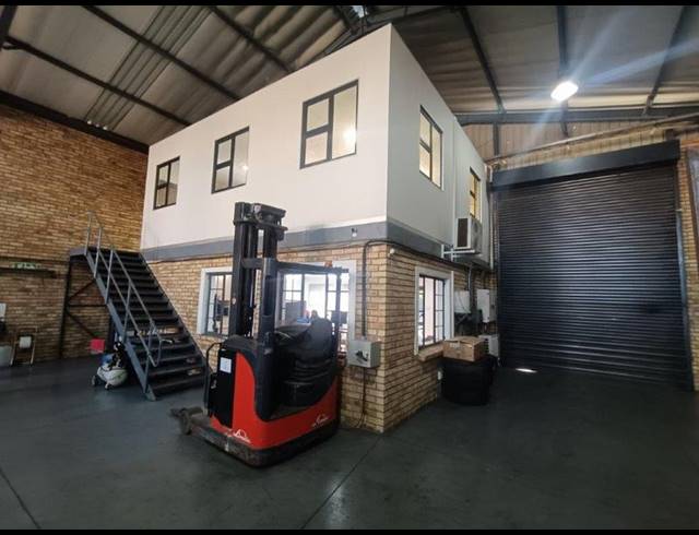 INDUSTRIAL PROPERTY TO RENT IN PRINCESS